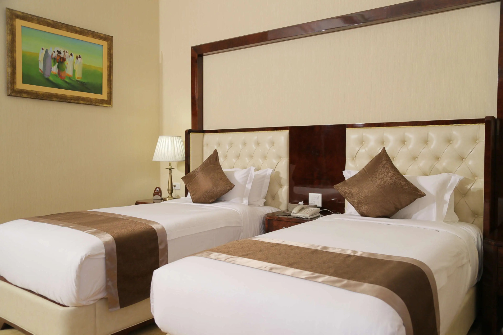 Photo - Sapphire Addis