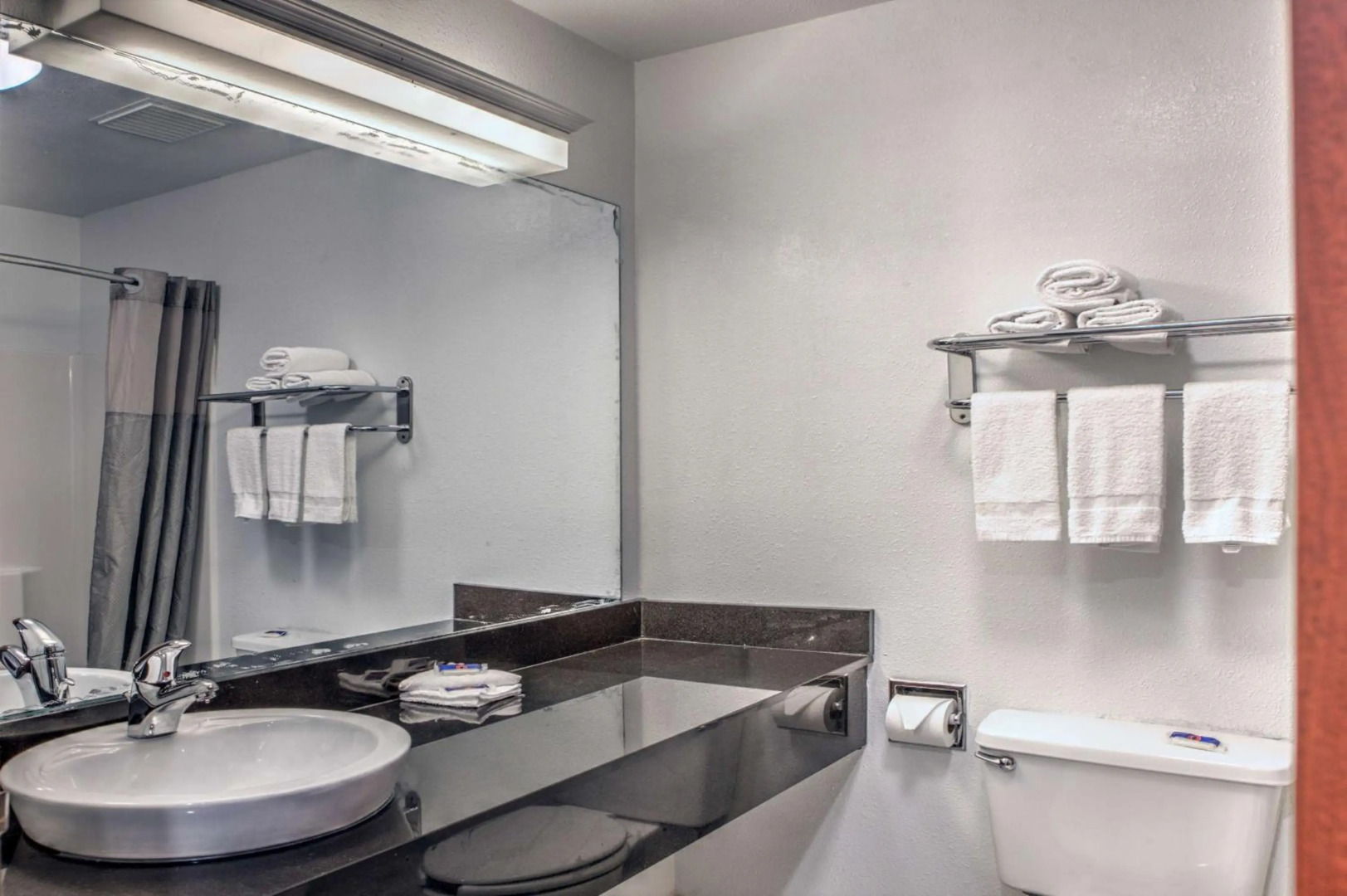 Photo - Motel 6-Dallas, TX - Northwest