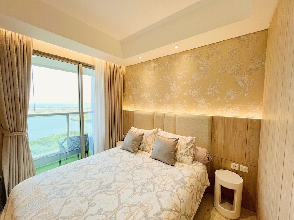 Gold Coast PIK Premium Seaview Apartment