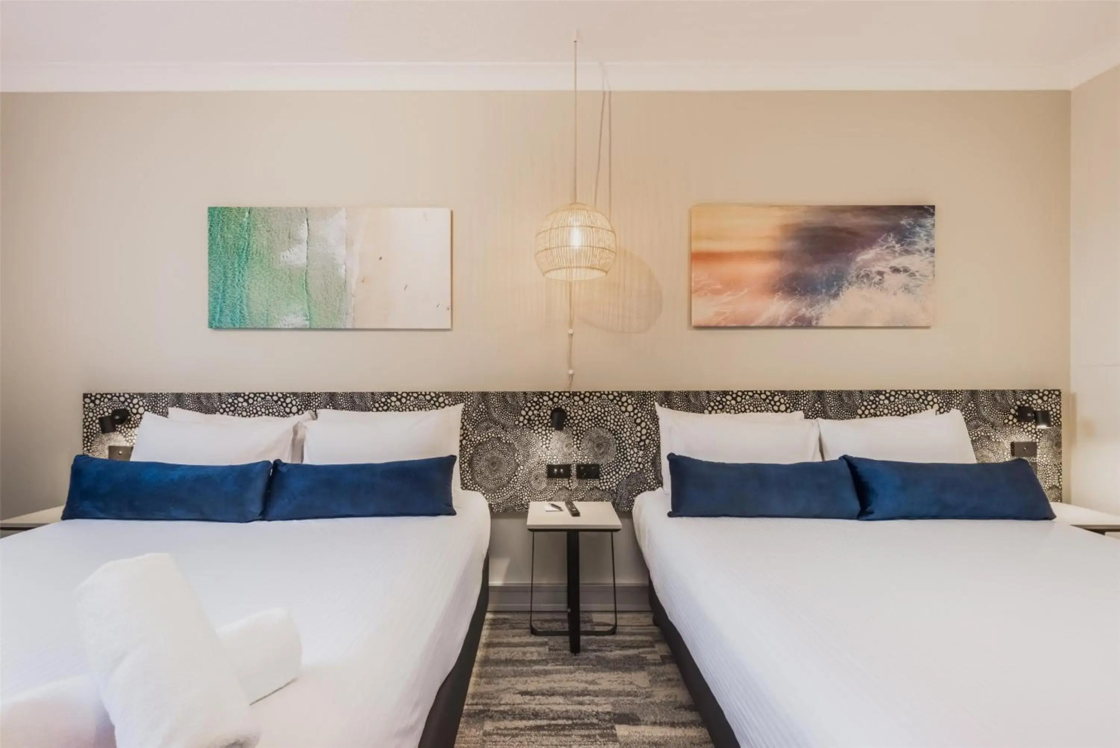 Foto - Nightelier Mermaid Waters