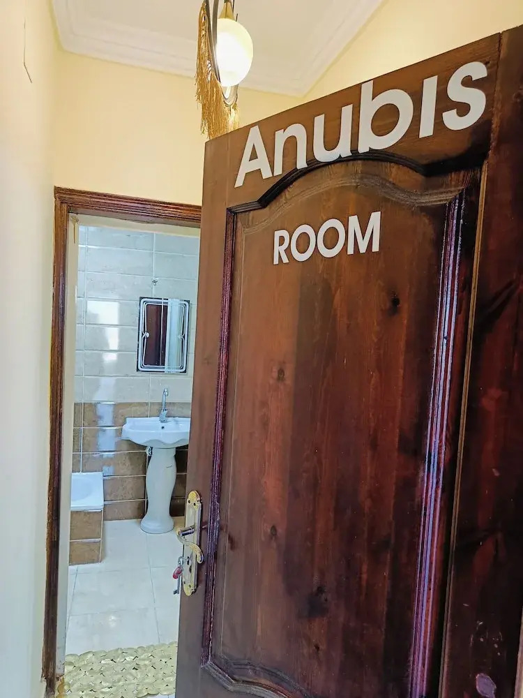 Foto - Sneferu Pyramids inn - Full Pyramids View