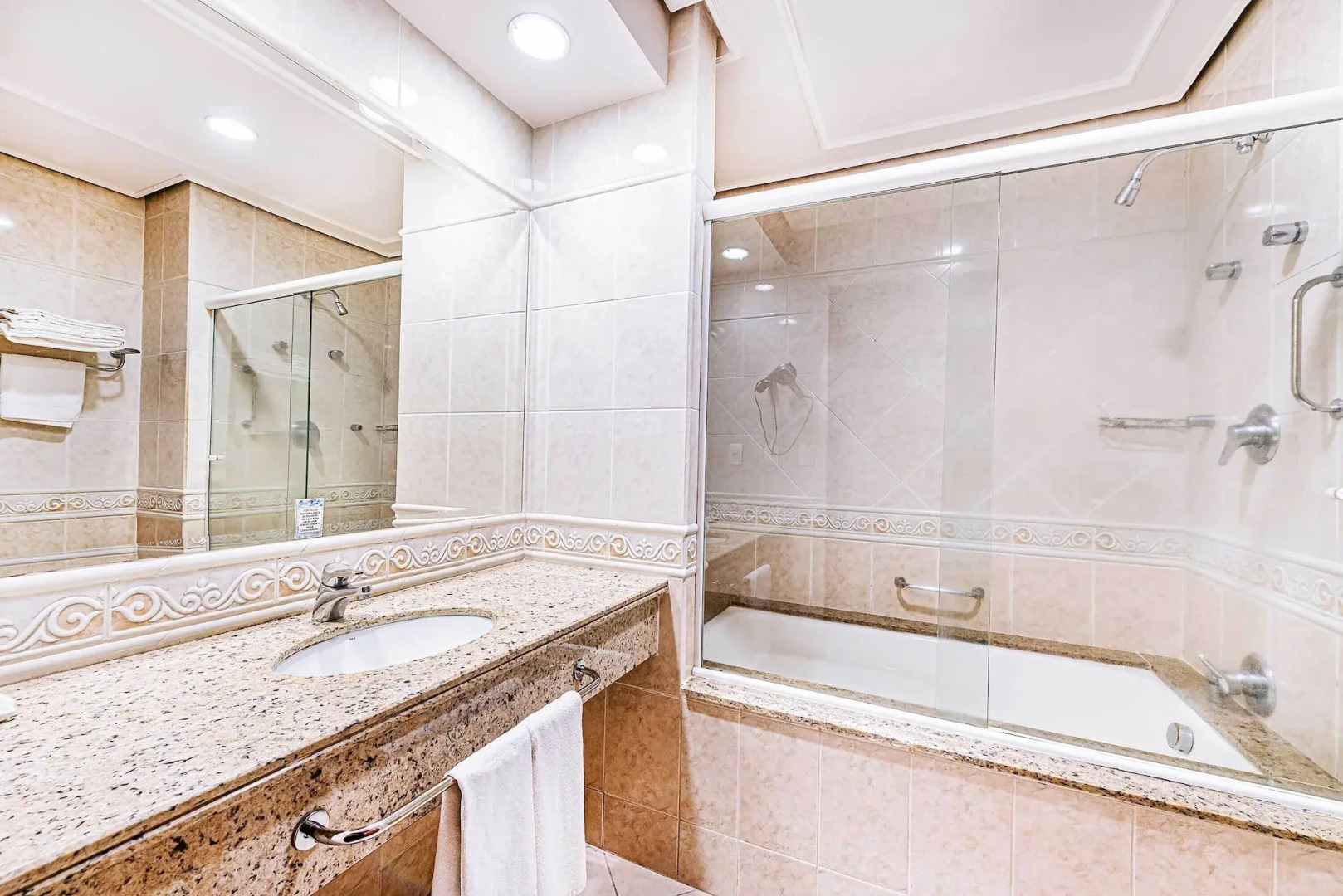 Foto - Hotel Euro Suite Campinas by Nacional Inn - Próximo ao Cambuí