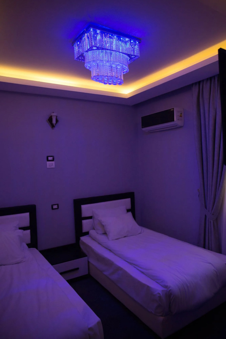 Photo - Capital Hotel