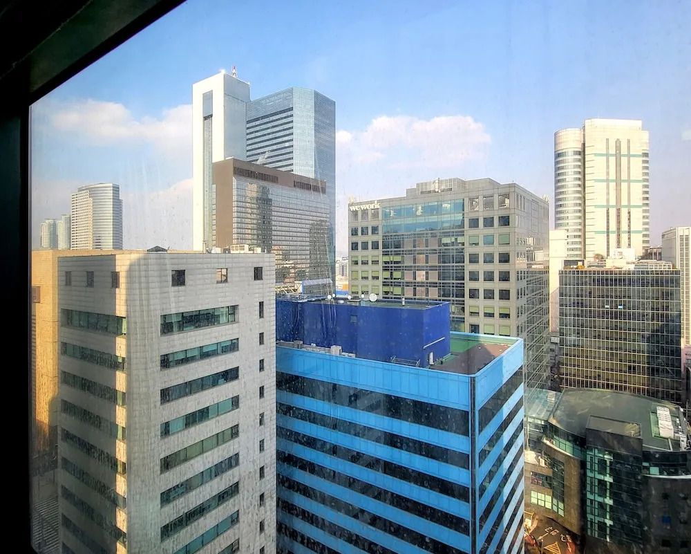 Photo - Khan Residence