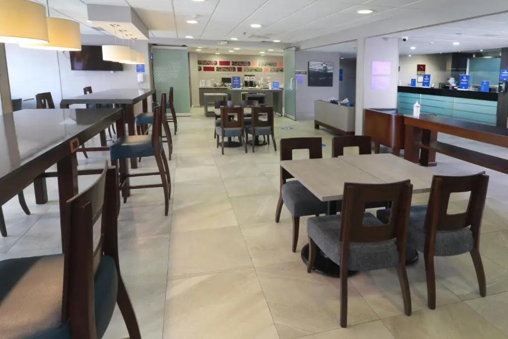 Foto - Hampton Inn by Hilton Monterrey-Airport