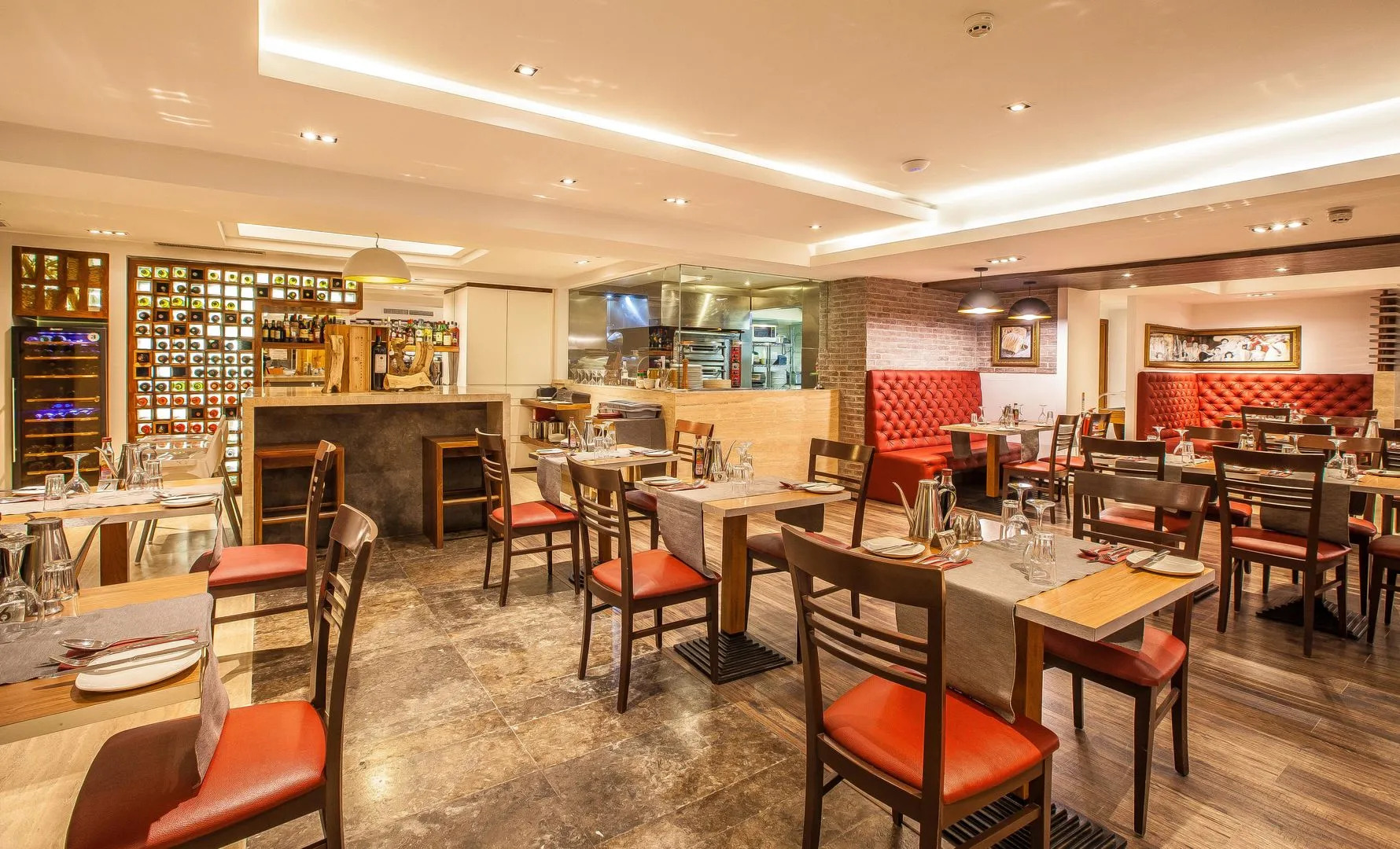 Photo - Solana Hotel & Spa