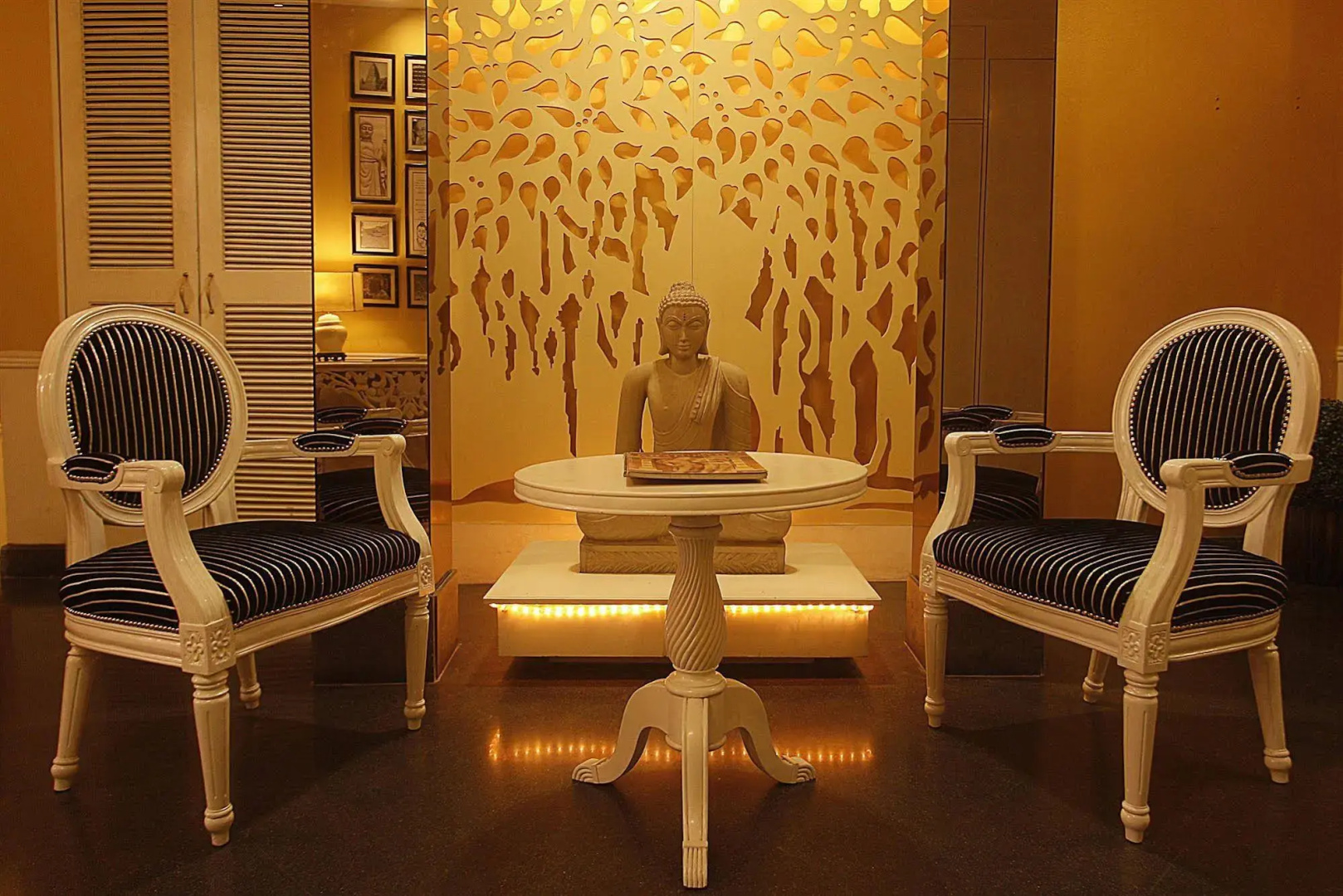 Foto - Hotel Ajanta - Colonial Charm Award Winning Luxury Hotel in the Heart of the City
