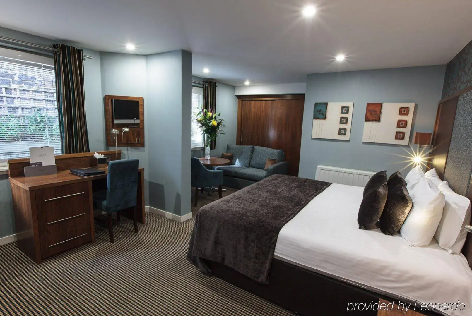 Photo - The Roseate Edinburgh - Small Luxury Hotels of the World