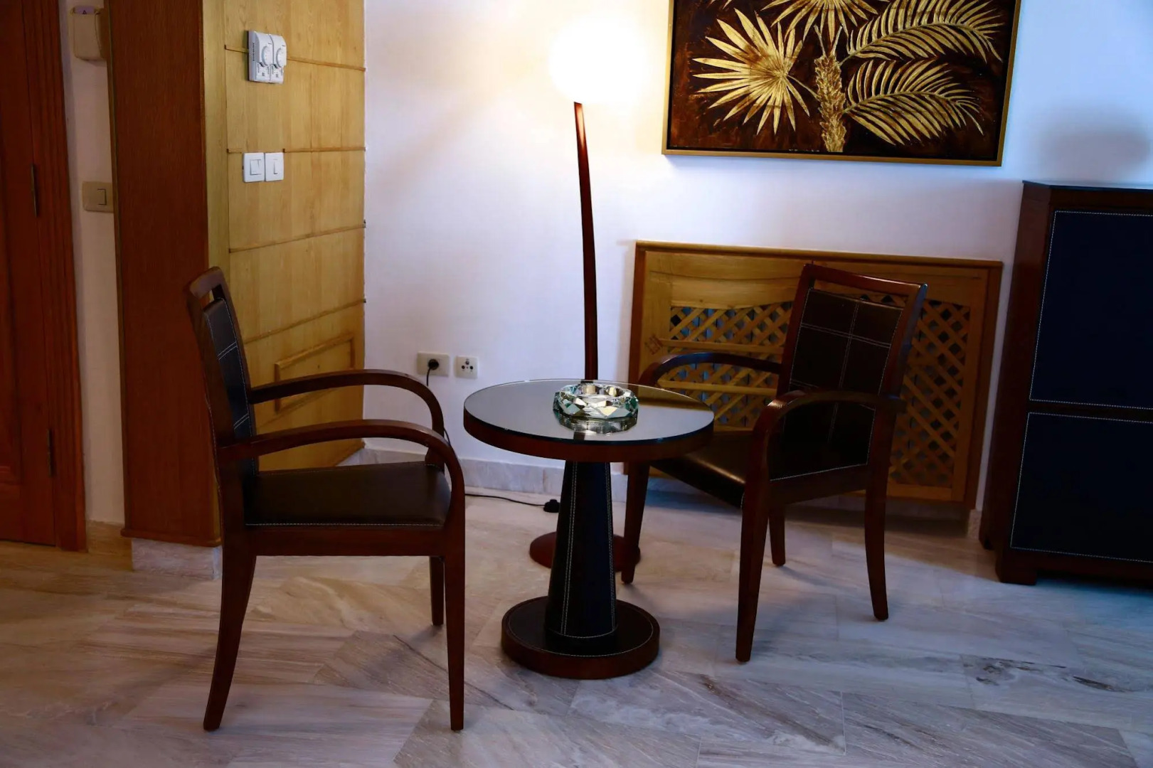 Photo - The Penthouse Suites Hotel