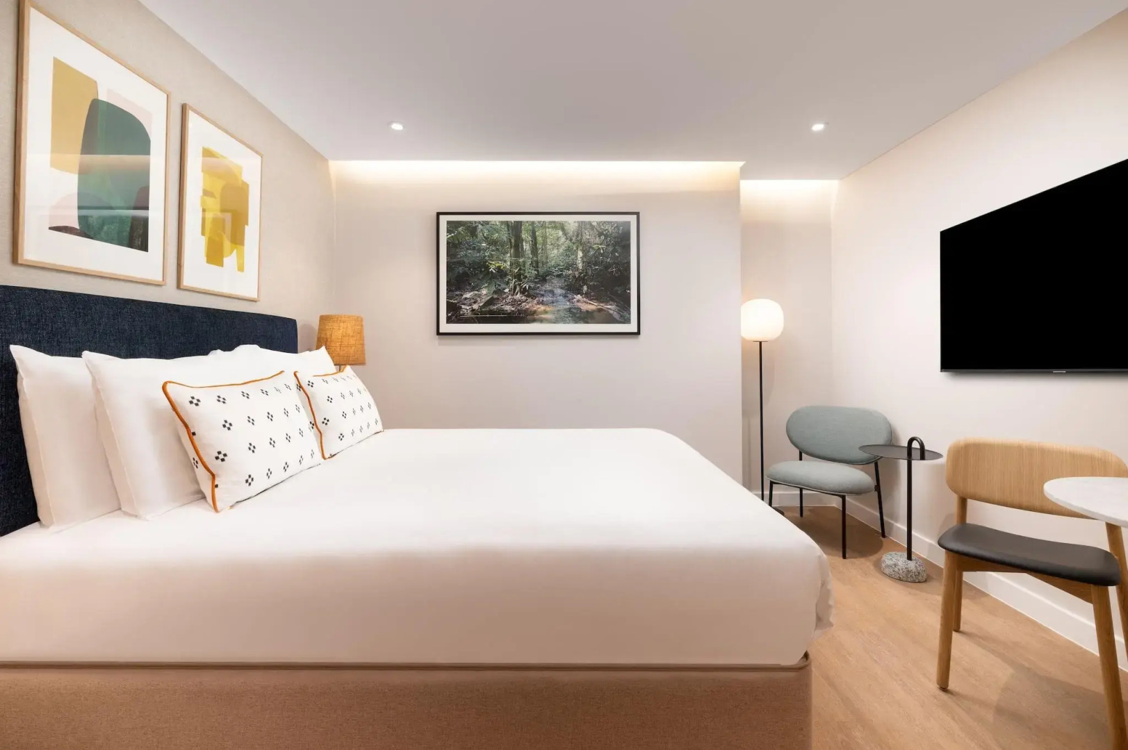 Photo - The Lincoln Suites