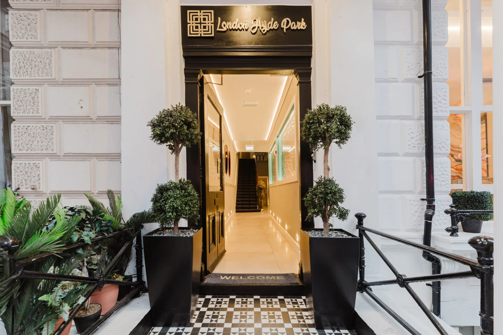 Photo - The Porchester Hotel