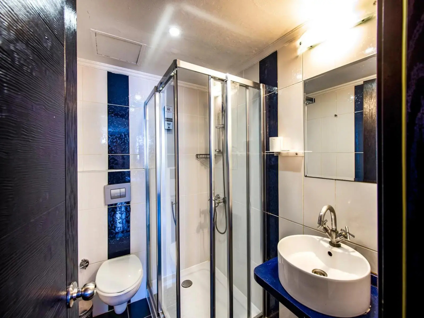 Photo - Kozan City Hotel