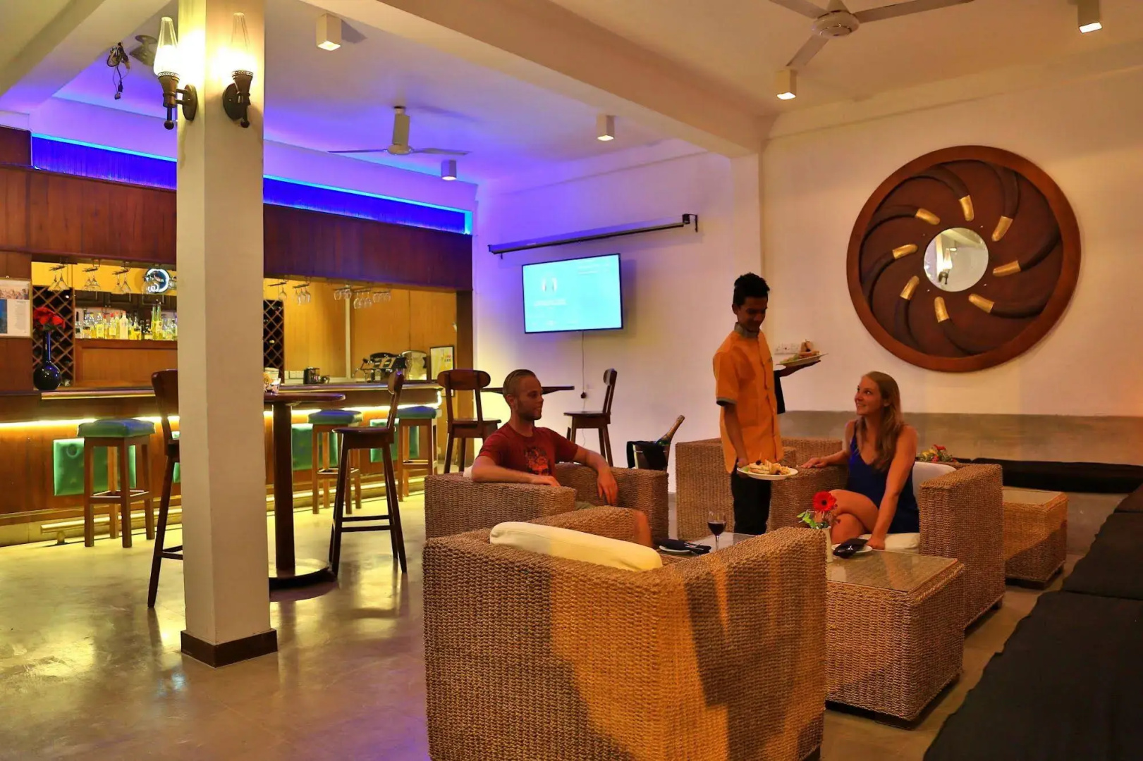 Photo - St.Lachlan Hotel & Suites