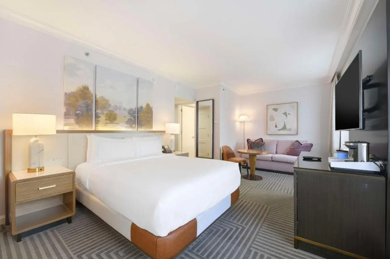 Photo - Capital Hilton