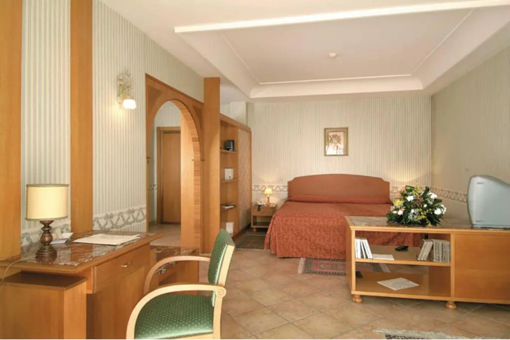 Photo - American Hotel