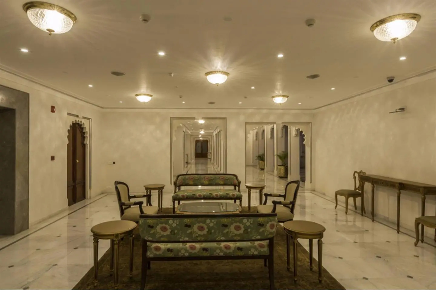 Photo - Taj Fateh Prakash Palace