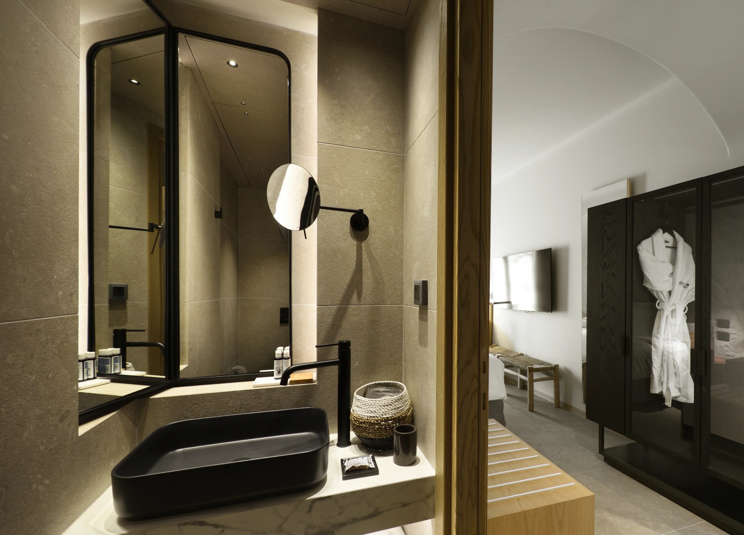 Photo - Radisson Blu Zaffron Resort, Santorini