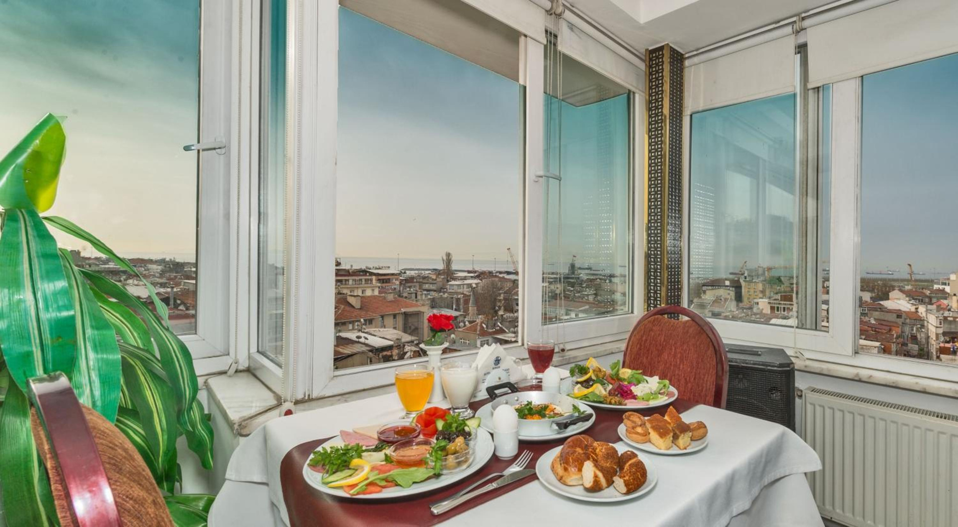 Foto - Kuran Hotel International