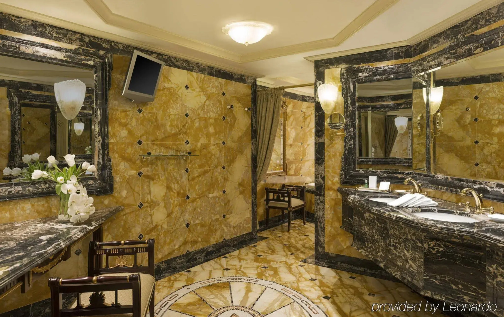 Photo - Sheraton Kuwait, a Luxury Collection Hotel, Kuwait City