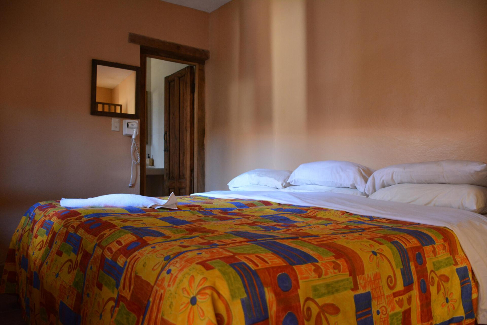 Photo - Rossco Hostel & Hotel