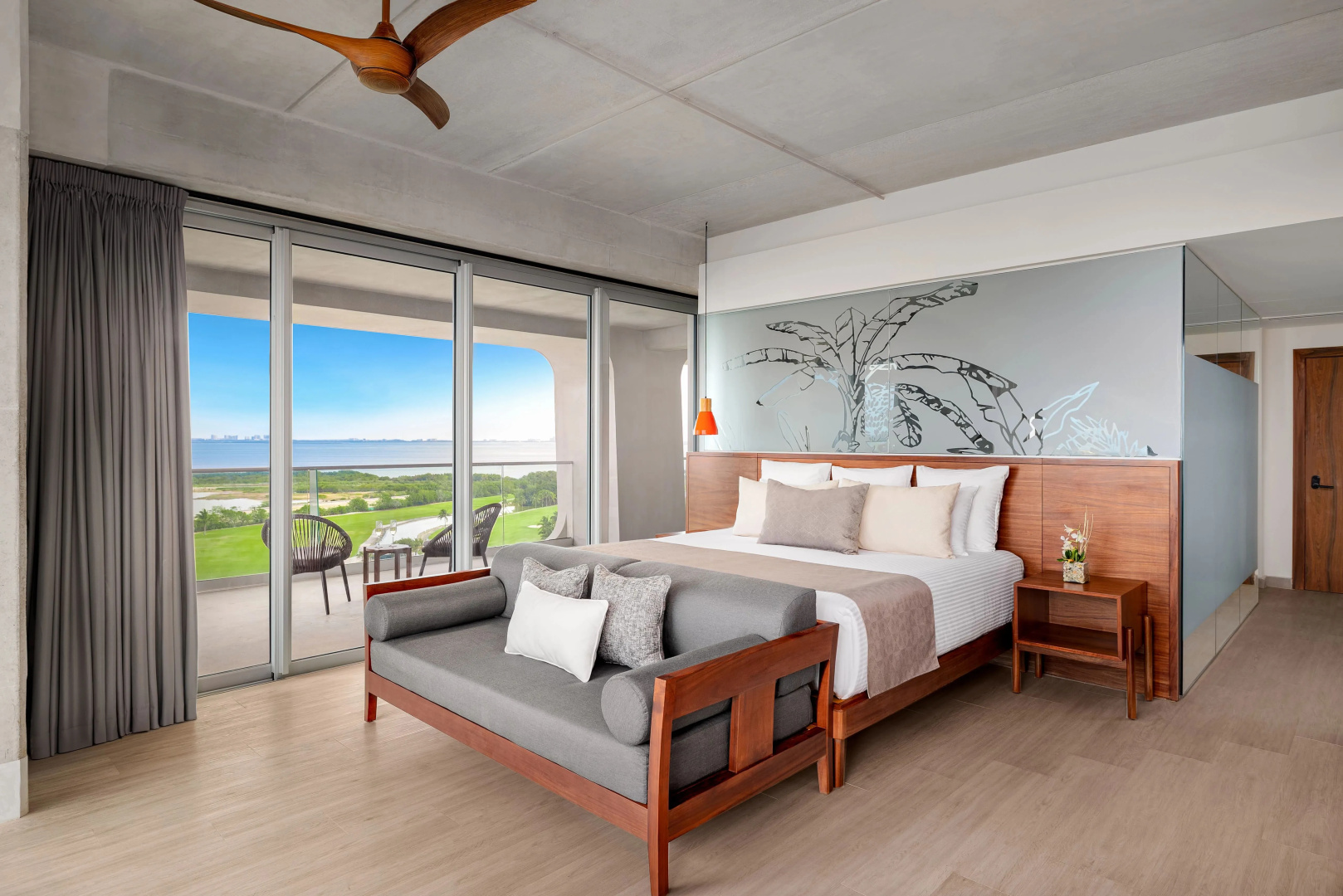 Hyatt Vivid Grand Island Cancun Adults Only