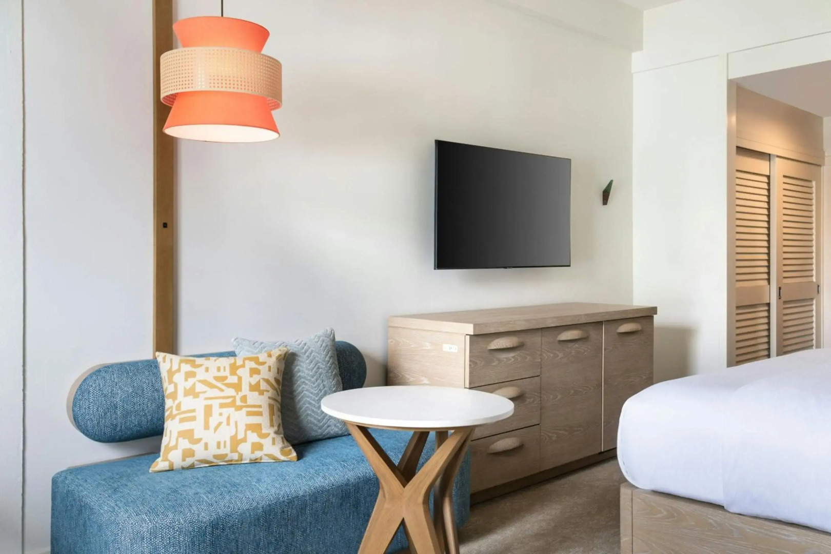 Photo - Moana Surfrider, A Westin Resort & Spa, Waikiki Beach