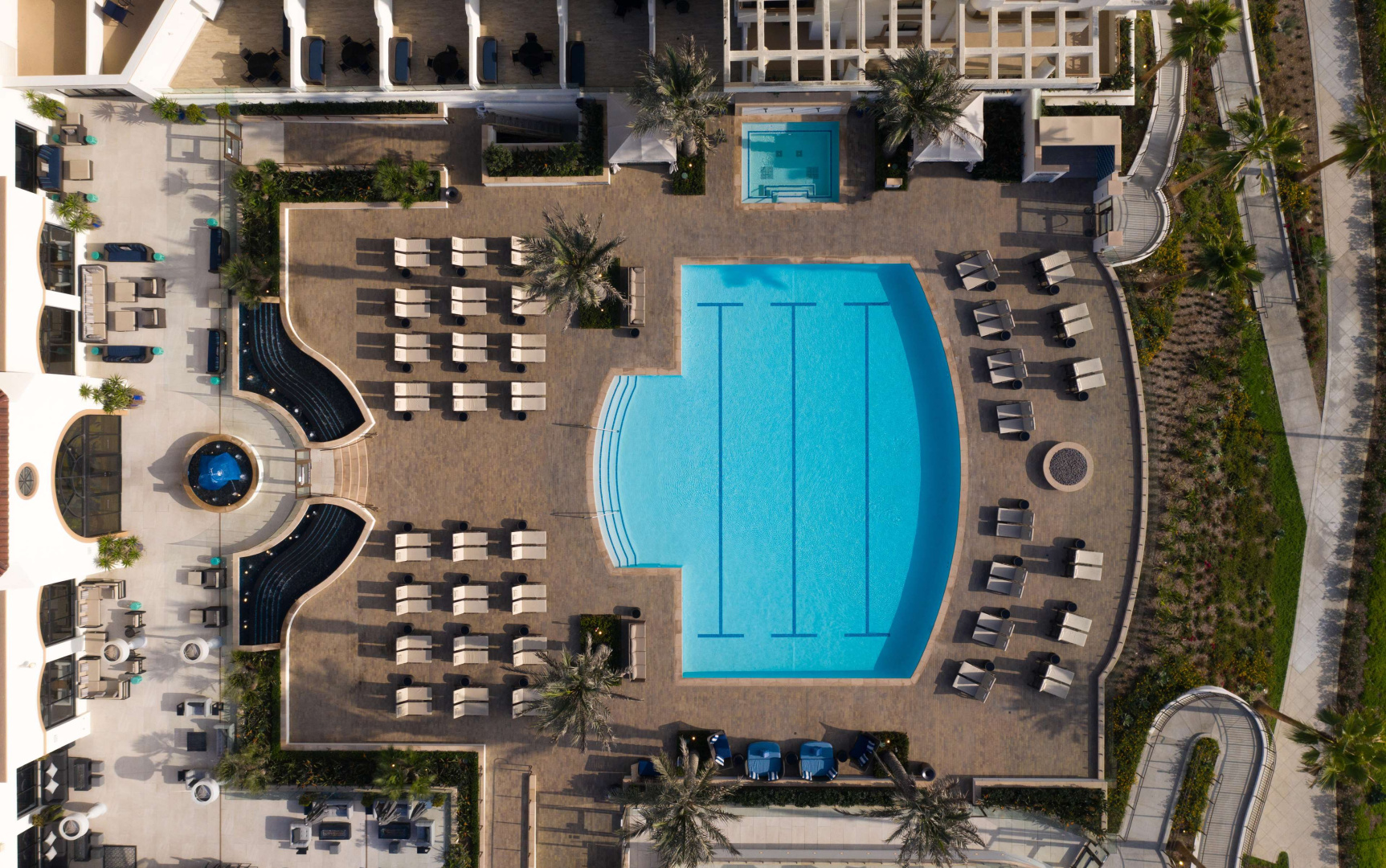 Foto - The Waterfront Beach Resort, A Hilton Hotel