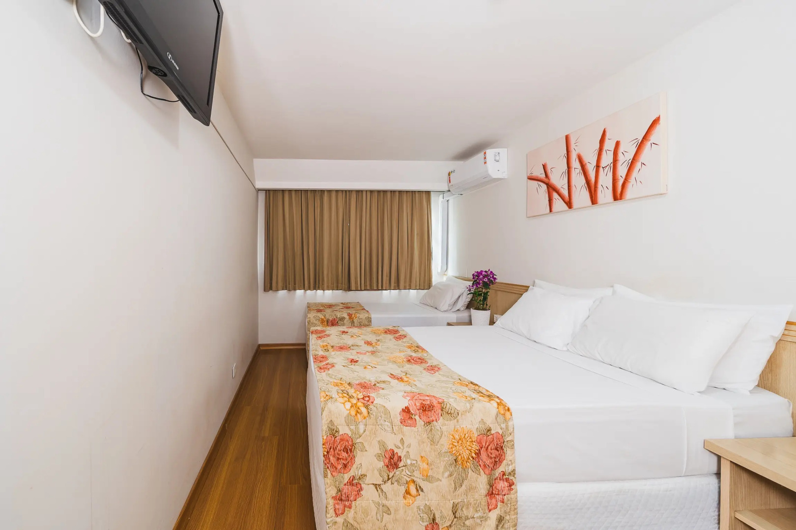 Foto - Hotel Golden Park Curitiba By Nacional Inn