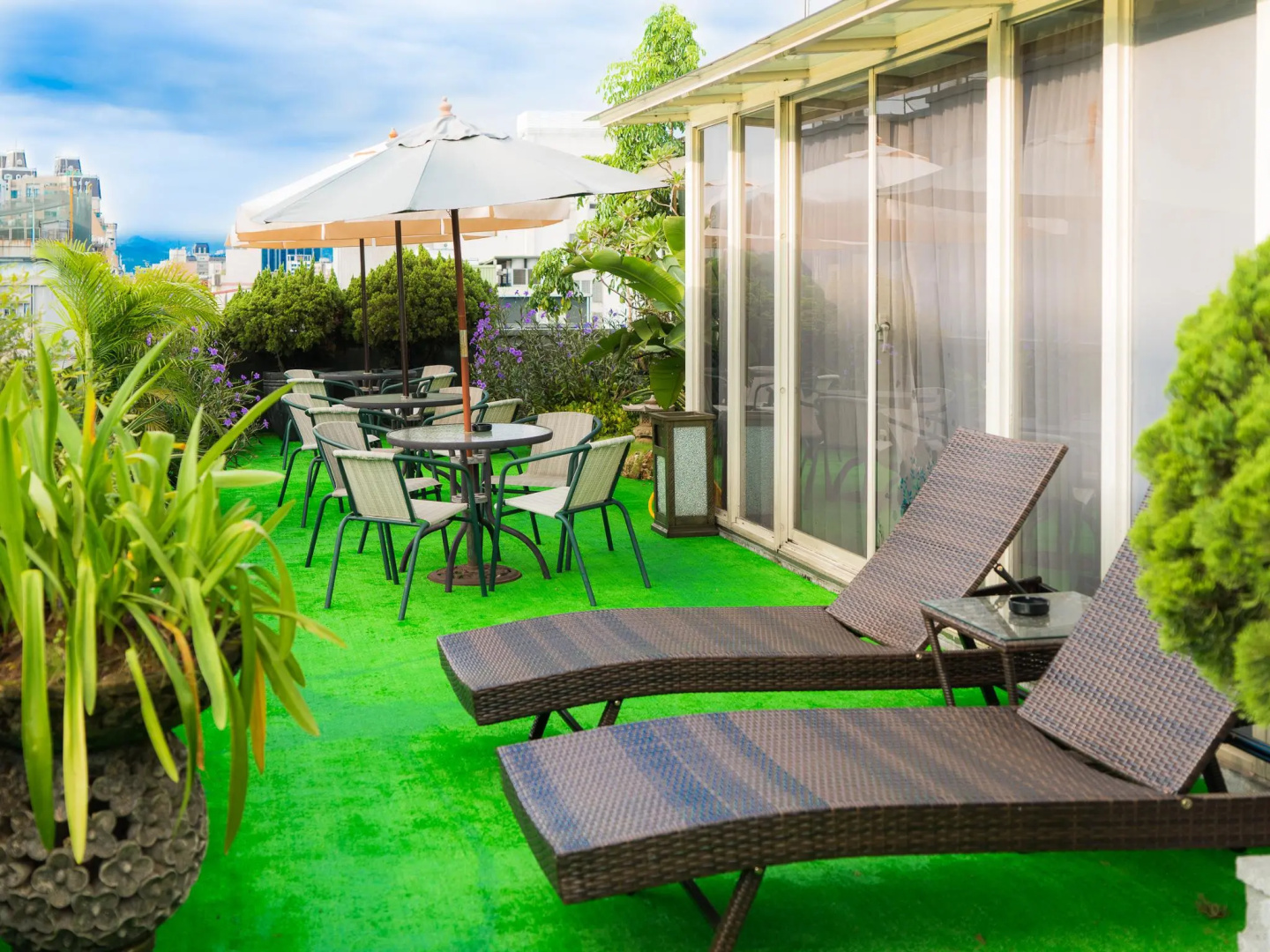 Photo - E House Hotel