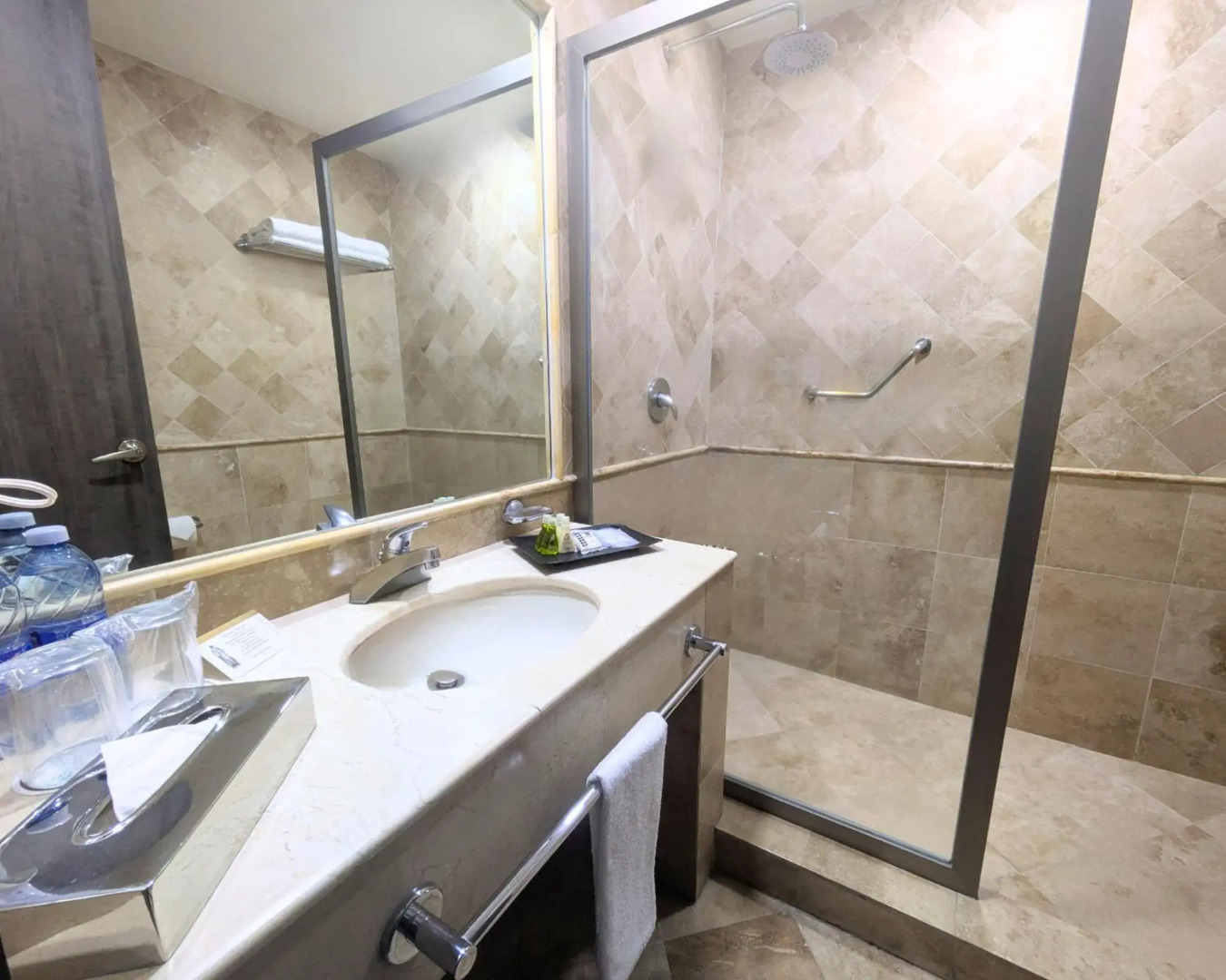 Foto - Hotel Aeropuerto