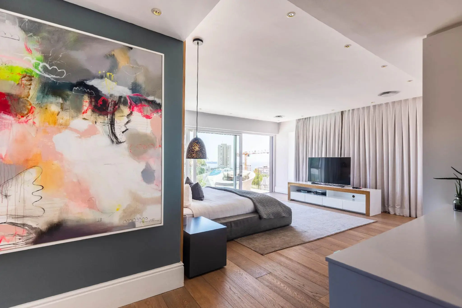 Photo - The Clarendon - Fresnaye