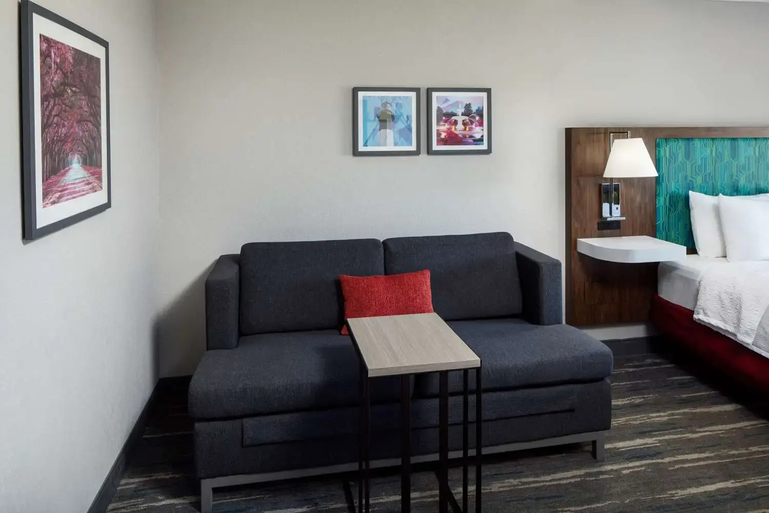 Photo - Hampton Inn & Suites Savannah - I-95 South - Gateway