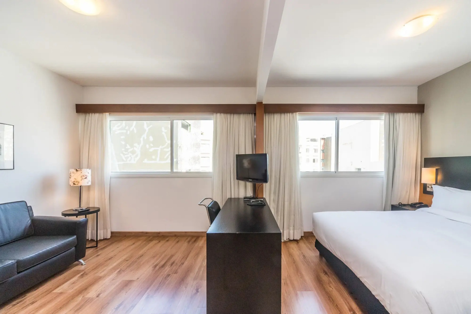 Foto - Paraíso Suítes by Charlie