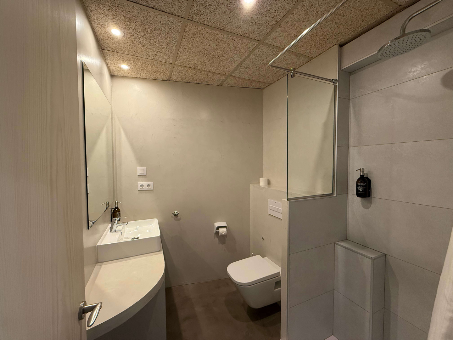 Photo - Hostal ROM Familiar
