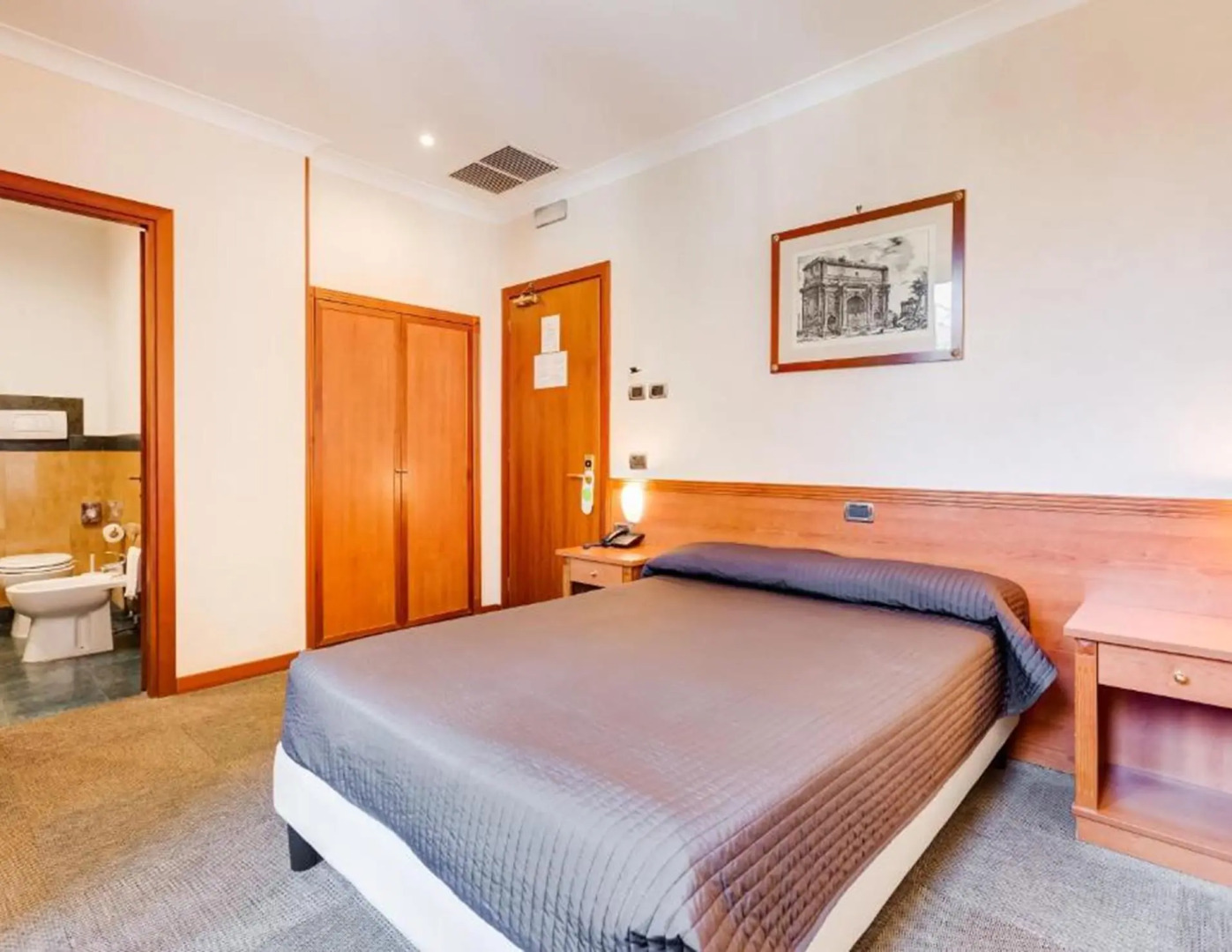 Photo - Romoli Hotel