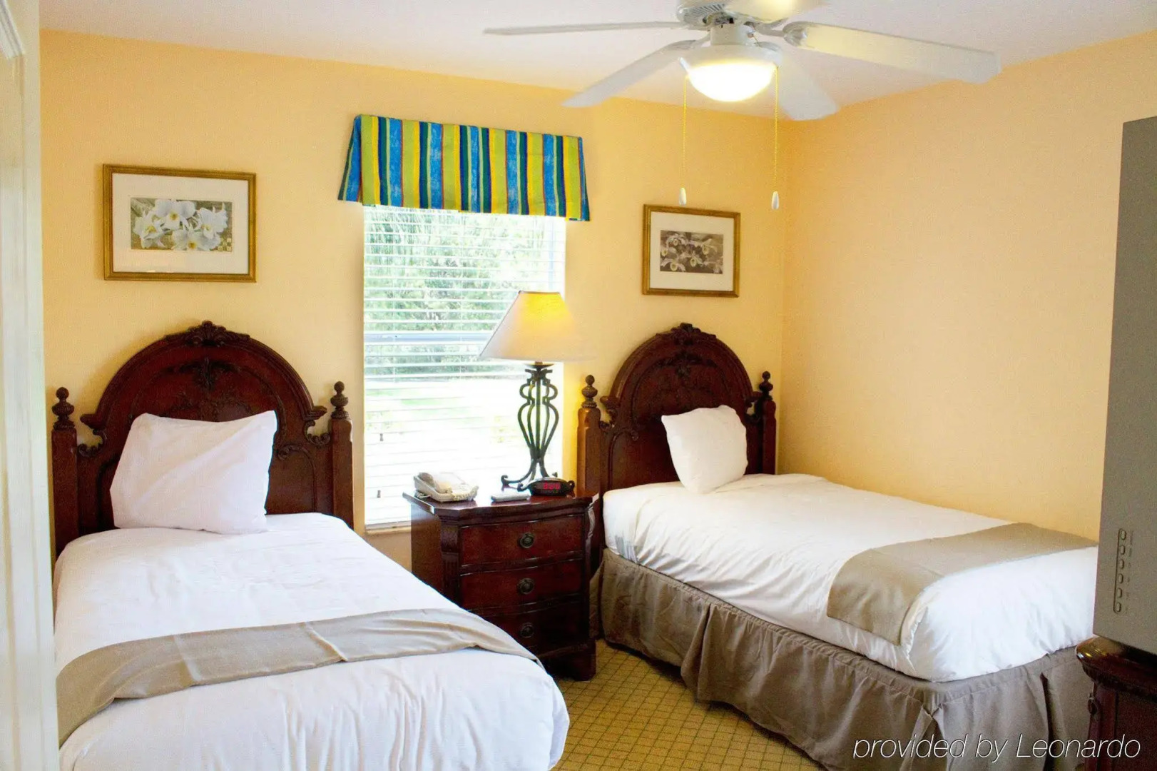 Photo - Summer Bay Orlando MOD Collection by Sonesta