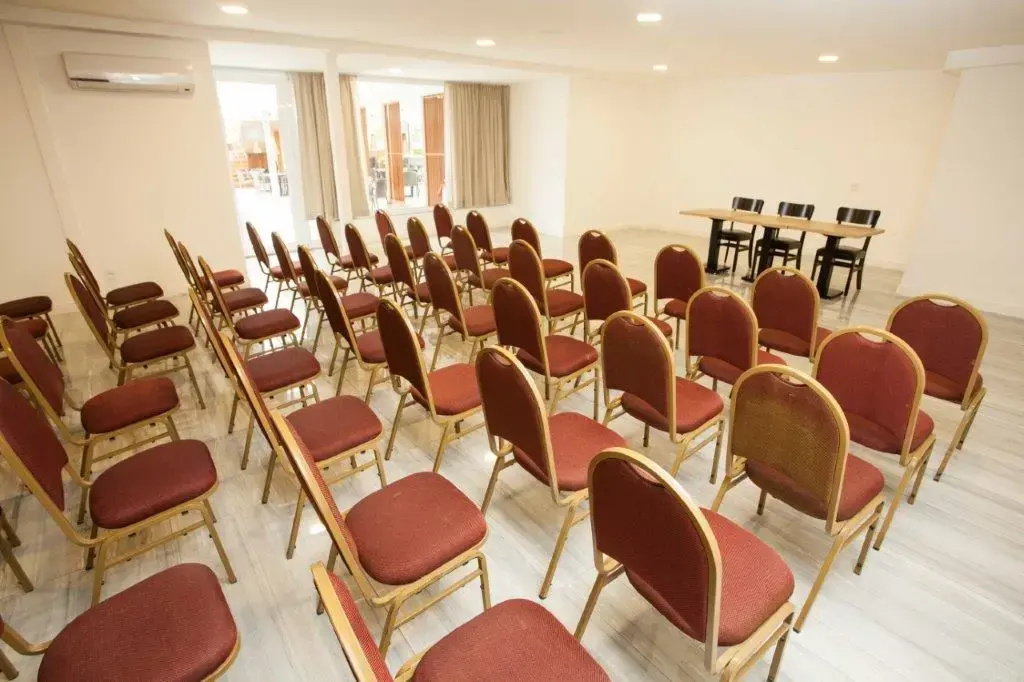 Photo - Royal Regency Palace Hotel