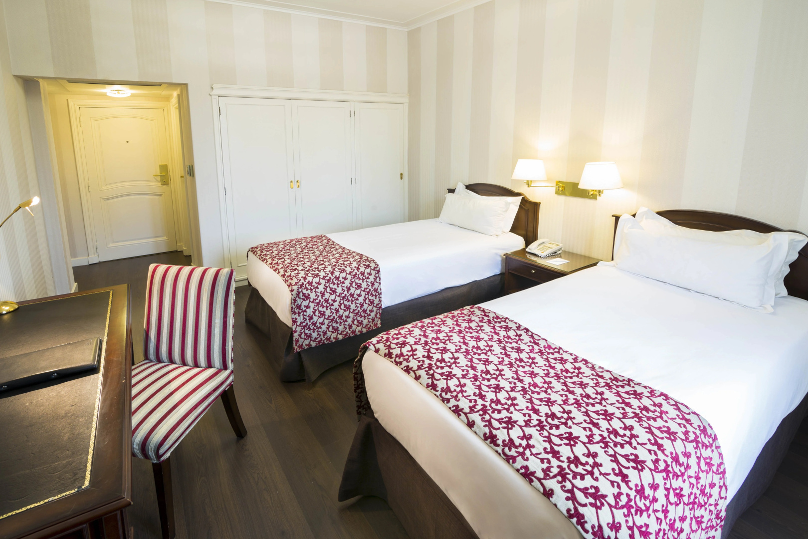 Photo - Claridge Hotel
