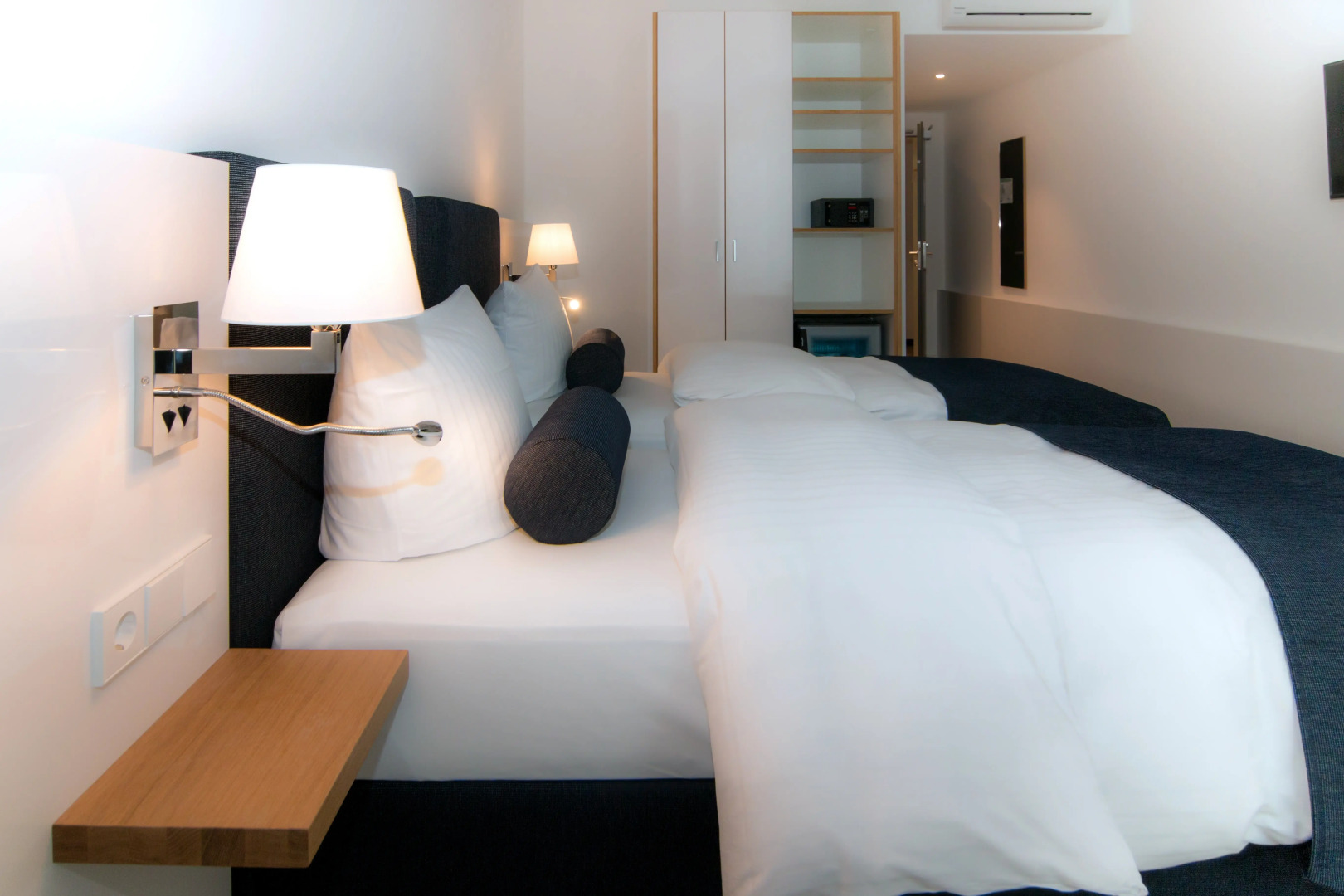 Photo - Bayer 89 Vi Vadi Hotel