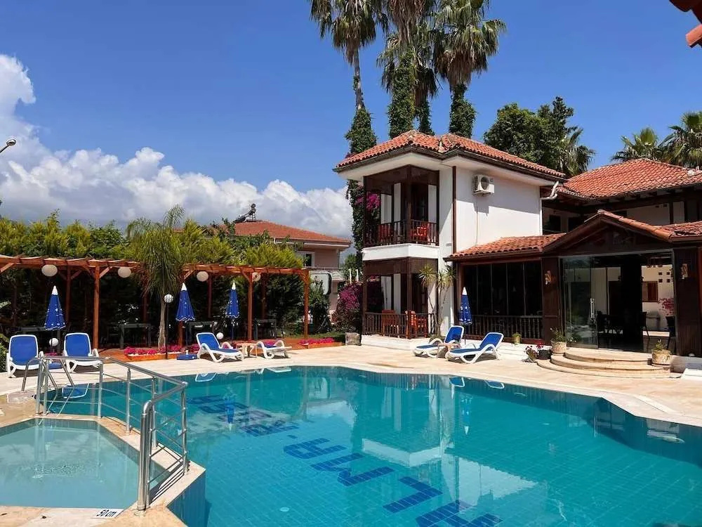 Photo - Palma Rosa Hotel