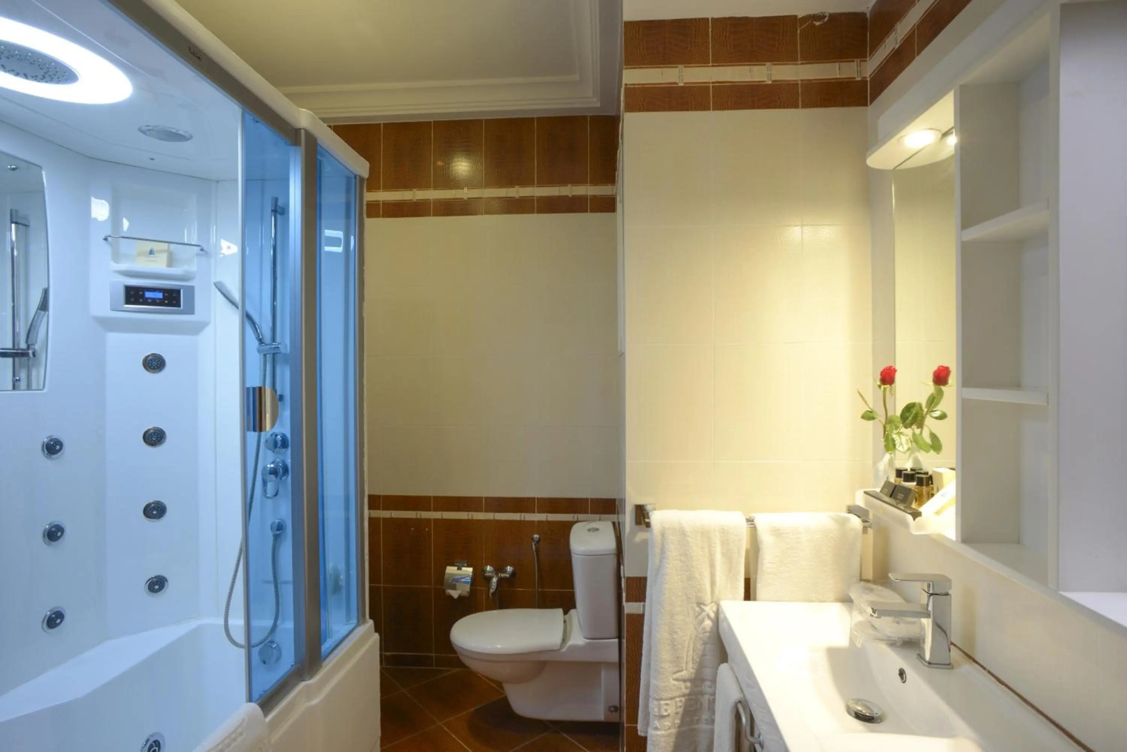 Foto - The Penthouse Suites Hotel