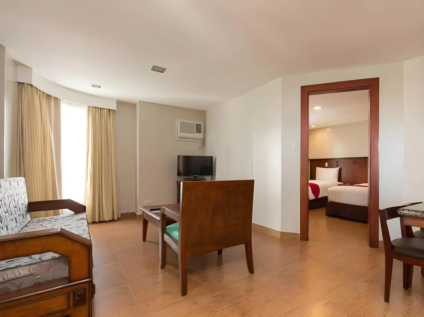 Foto - MJ Hotel and Suites
