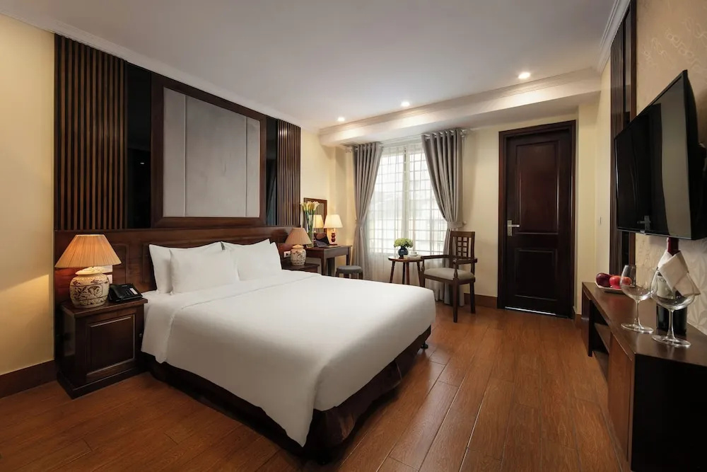 Photo - The West Hotel & Spa