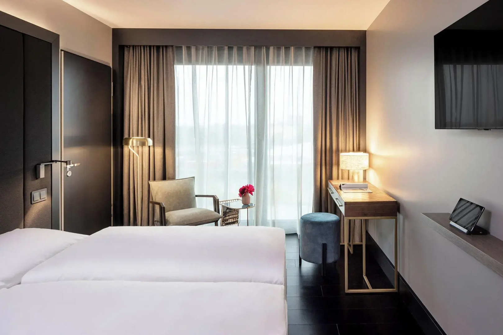 Foto - Hotel AMANO East Side