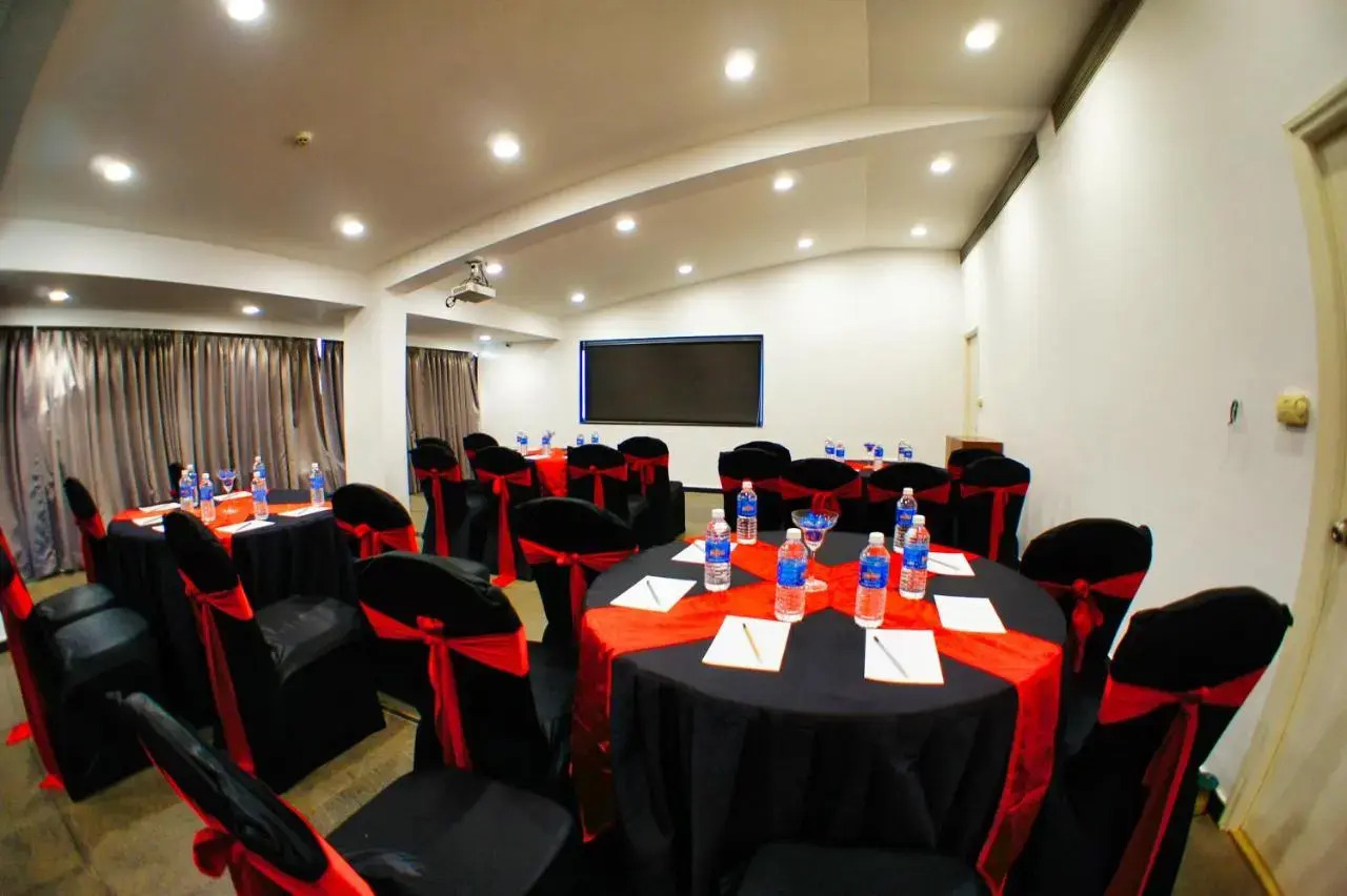 Photo - The Fern Residency, Miramar