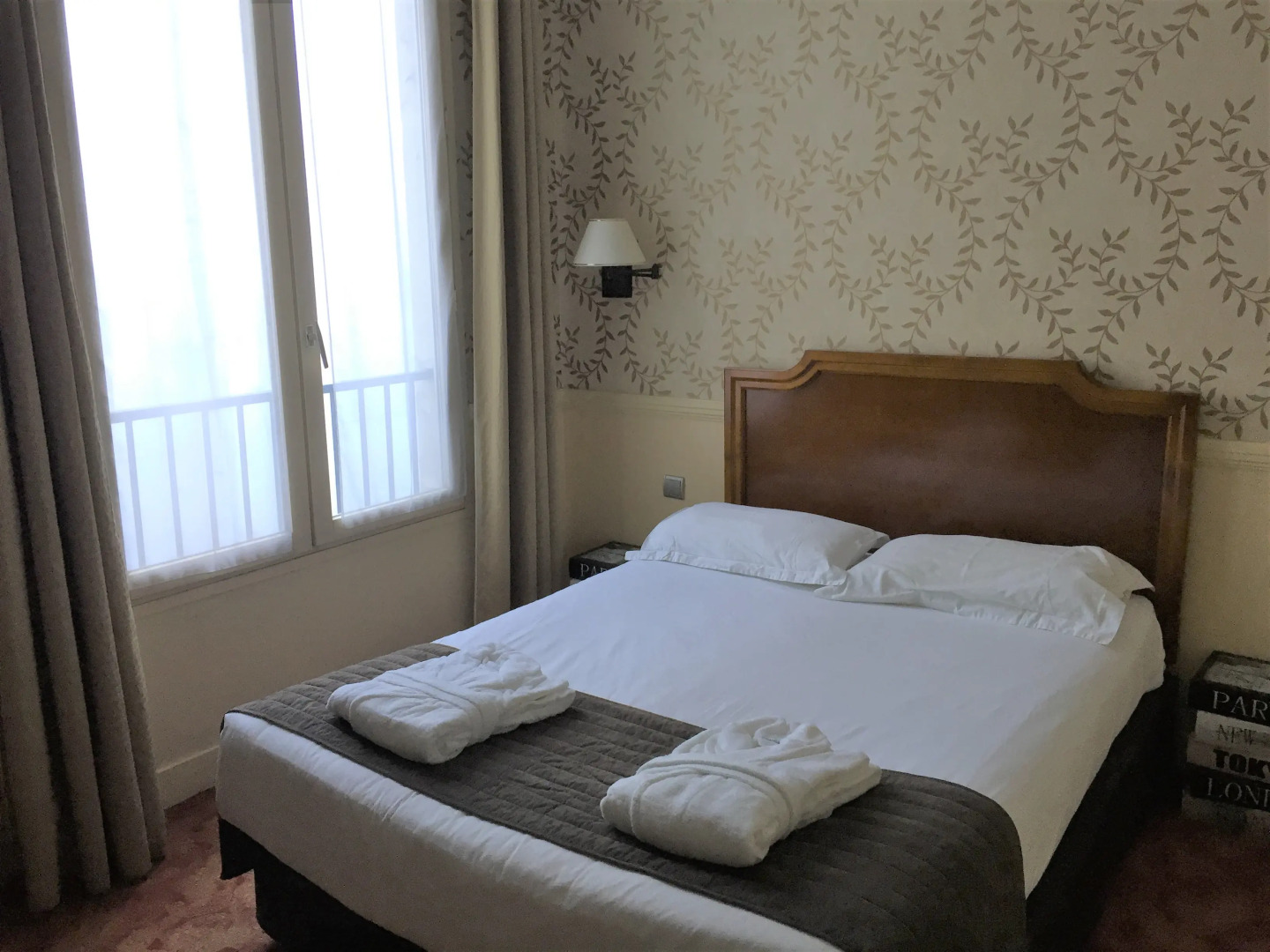 Photo - Hôtel du Théâtre by Patrick Hayat