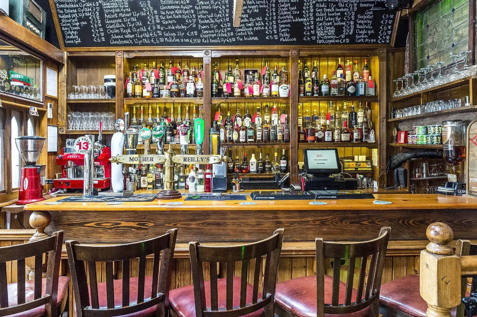 Photo - Uppercross House Hotel