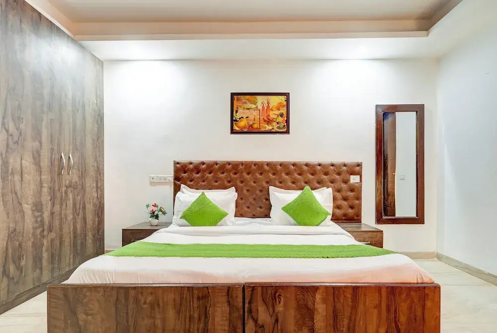 Photo - Mauryan Elite Hotel Qutab Minar Metro Station