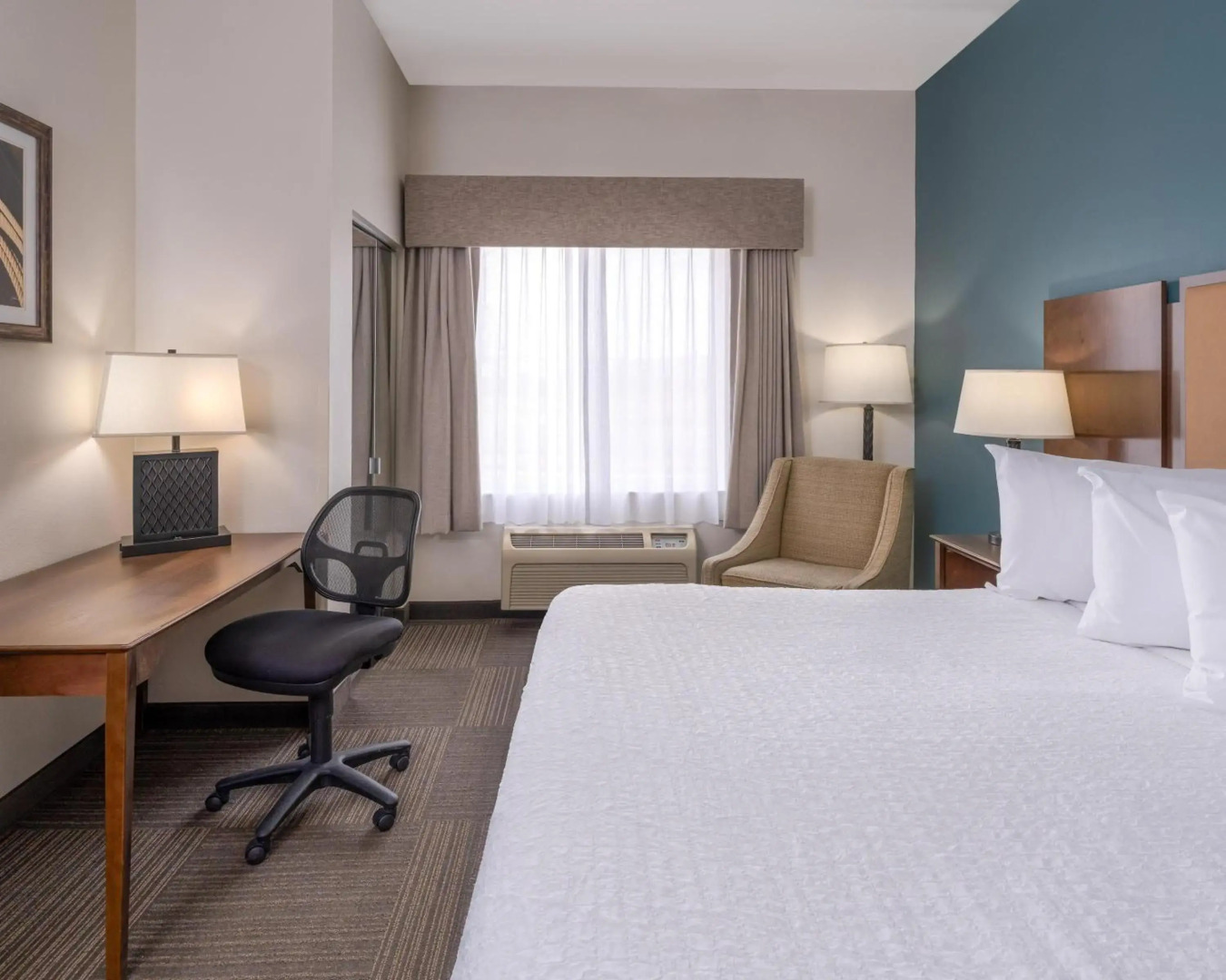 Photo - Travelodge Phuket Town