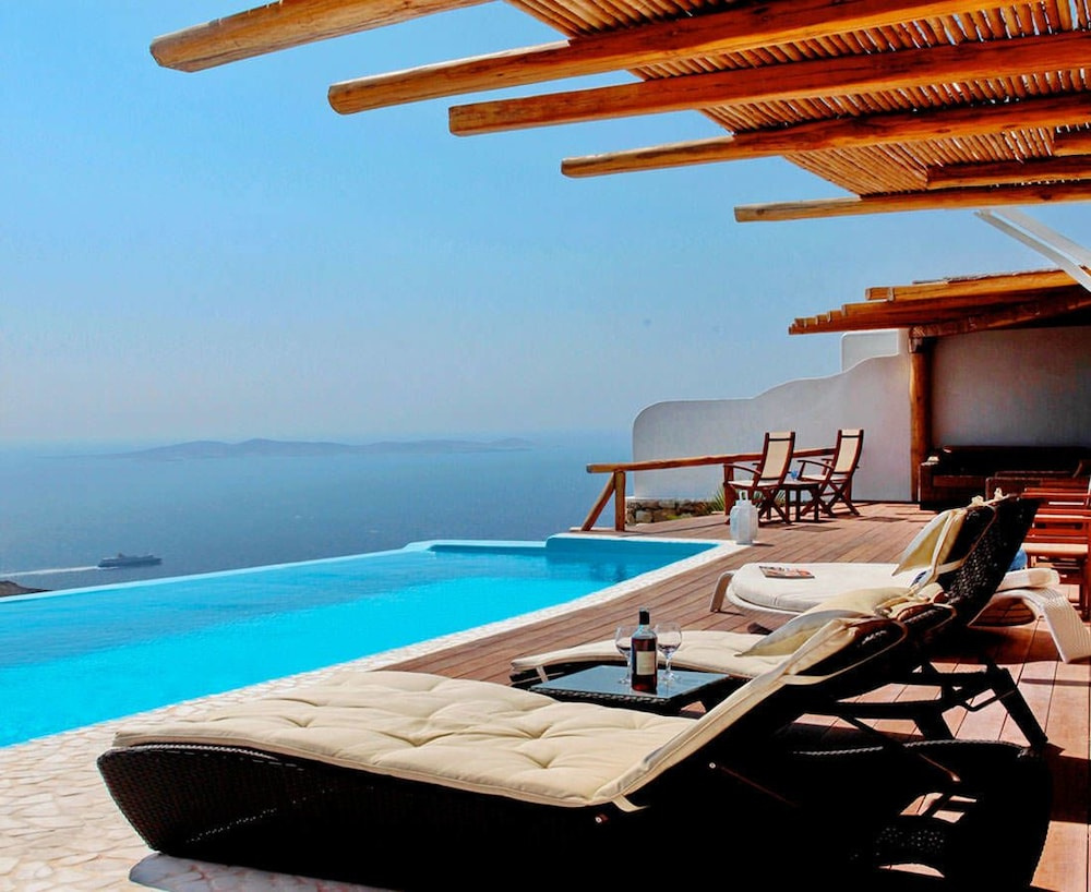 Photo - Zinas Villas